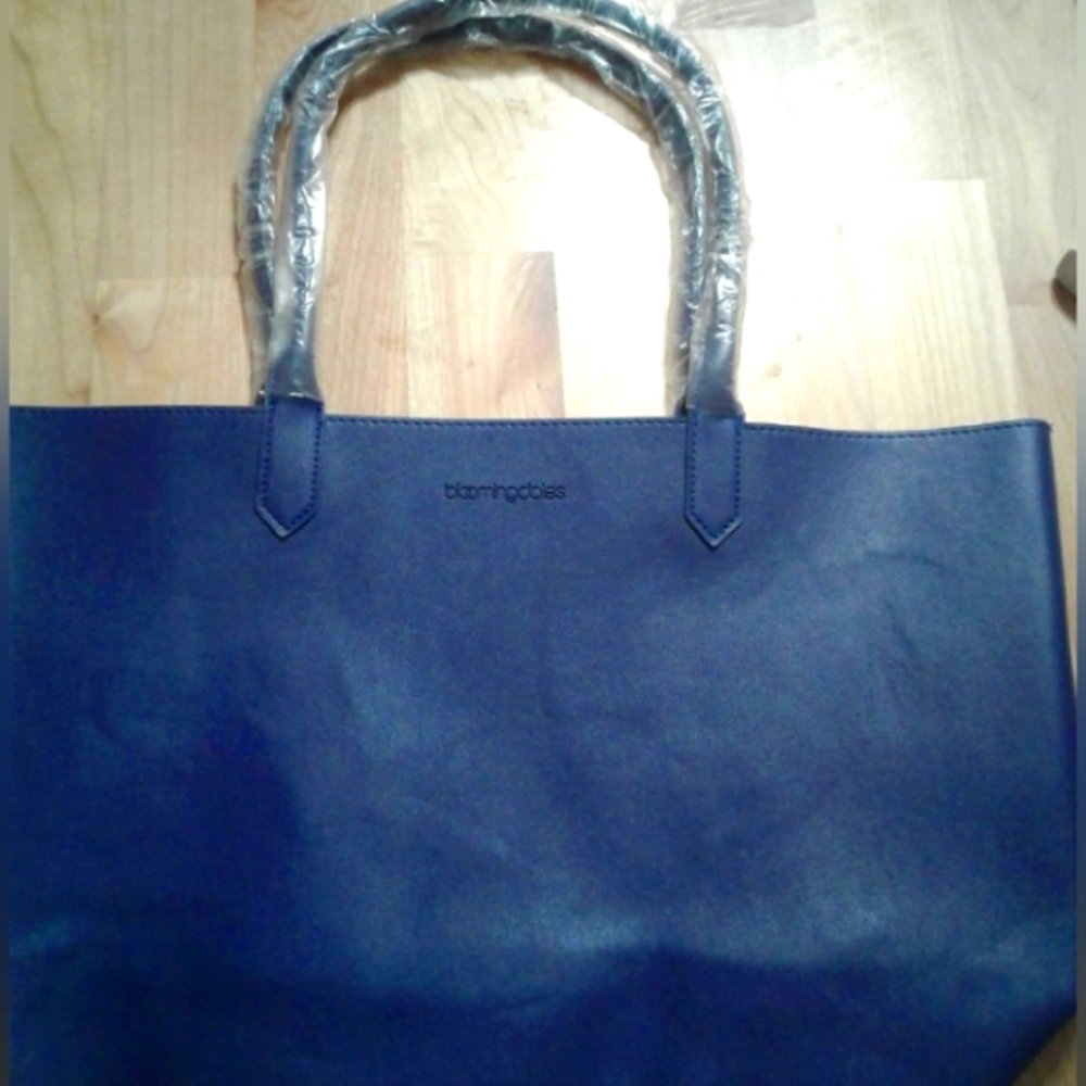 Bloomingdale's reversible tote (rare)